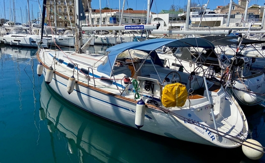 Námořní jachting, pronájem lodí a jachet