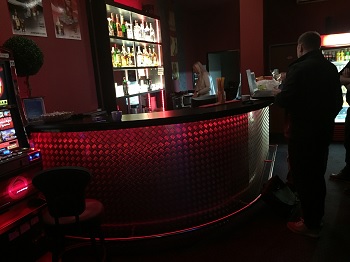 Bar na zakázku Praha - truhlářství Praha